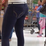 Sexy feet, legs and ass in tight jeans creepshot by @dirtysancho30