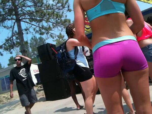 Fit booty creepshot from a beach workout