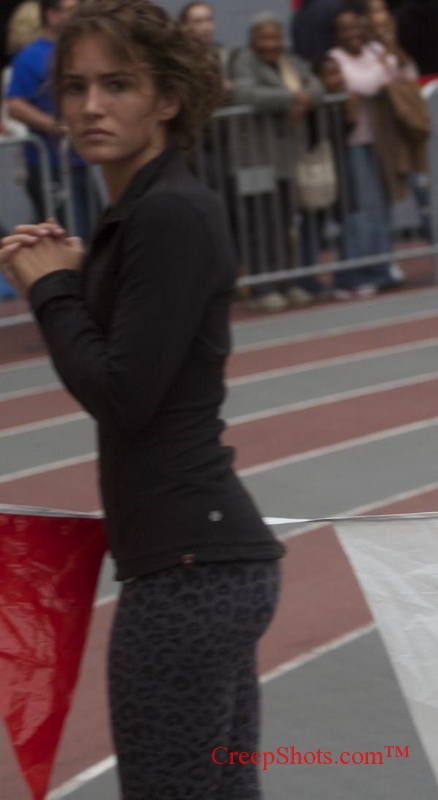 candid ass in animal print yoga pants