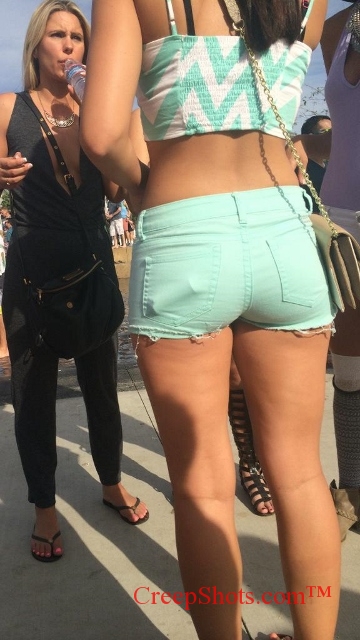 candid pics of a hot little body in teal cut offs