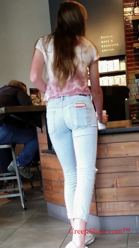 tight white pants 4