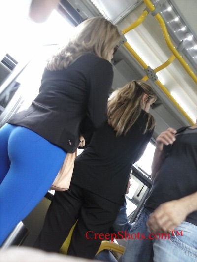 Hungry ass in blue leggings