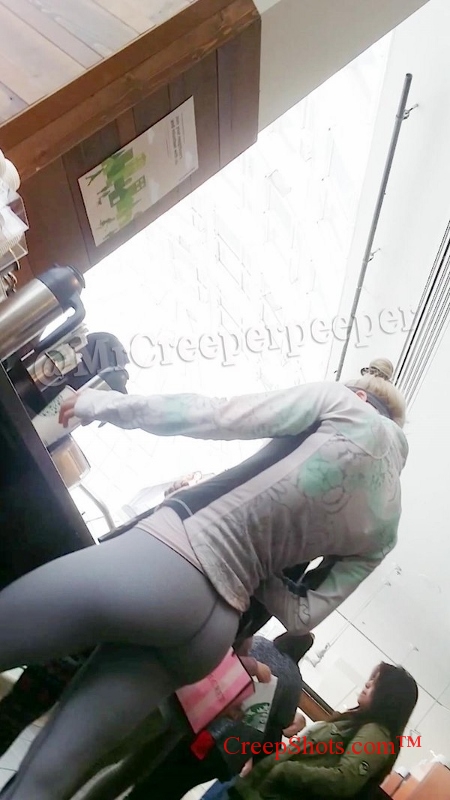 blonde leggings creepshot 8