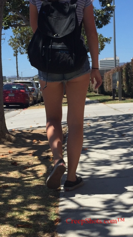 Santa Monica ass cheeks 2