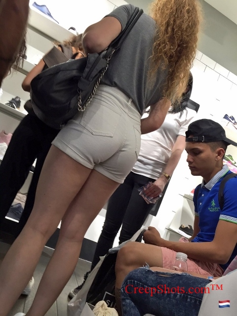 great-ass-in-white-shorts-4