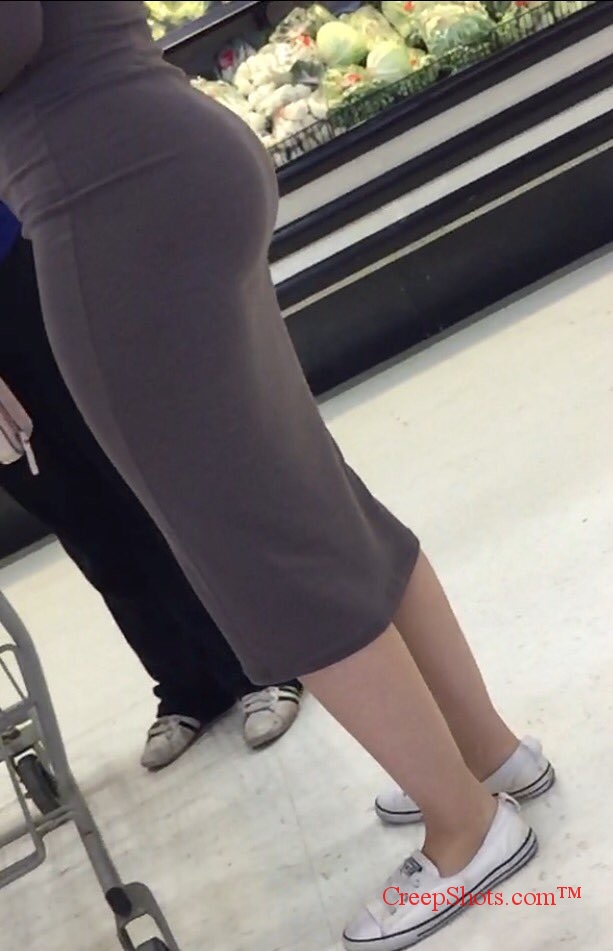 phat-ass-in-tight-dress-5